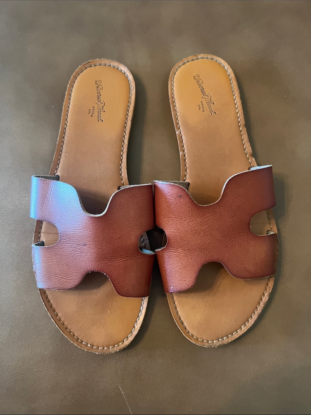 Universal Thread Women's Brown Leather Slide Sandals